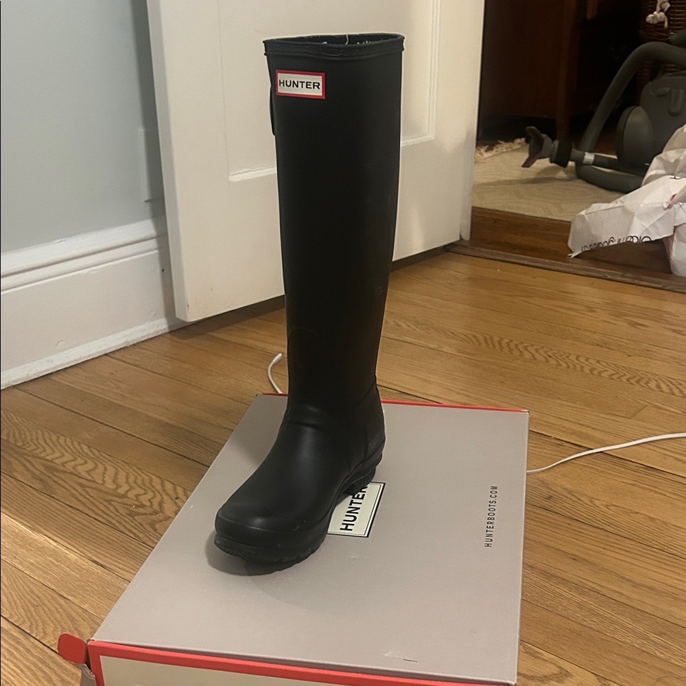 Hunter Classic Black Rain Boot